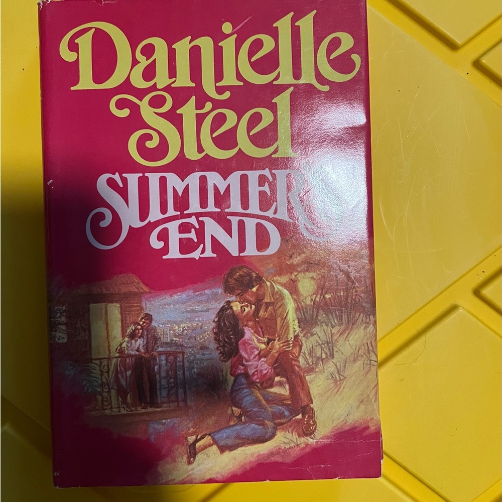 Danielle Steel “Summer’s End”